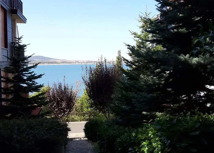 Santa Marina Private