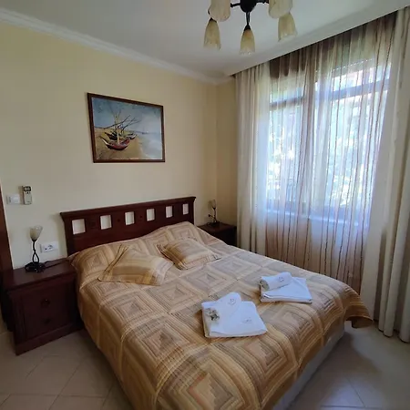 Santa Marina Private Appartamento Sozopol